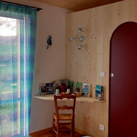 Les Chenes Bleus Bed & Breakfast Sainte-Marie-de-Re